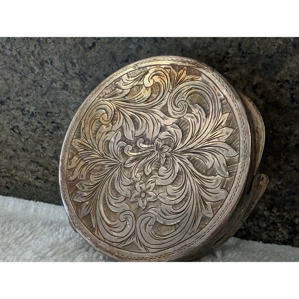 Vintage Engraved Silver Metal Compact Mirror With Pressed Powder Ornate Floral - Picture 3 of 16